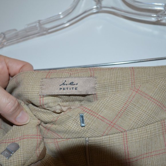 i.e. Petite Tan Plaid Lines Pattern Straight Flare Bulgaria MRise Suit Pants 8P - Picture 2 of 6